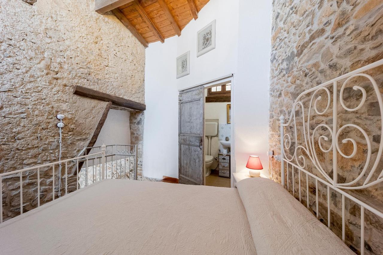 Agriturismo Nonnamelia Nasino Exterior photo
